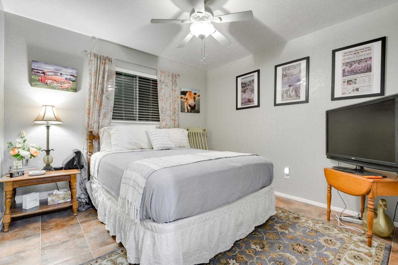 Arlington Home With Patio, Walk To Atandt Stadium! Luaran gambar