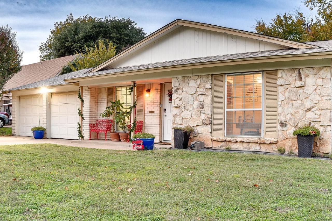 Arlington Home With Patio, Walk To Atandt Stadium! Luaran gambar